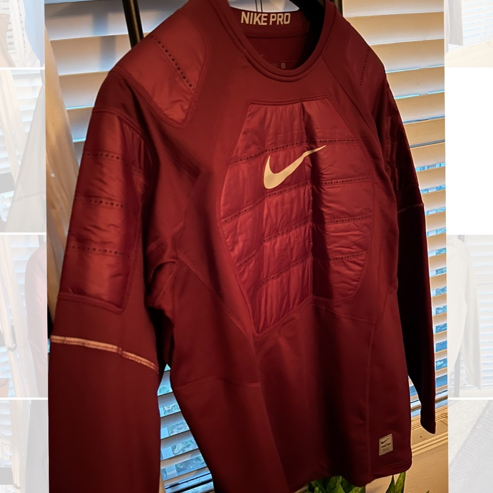 Nike Pro Hyperwarm Aeroloft Mens
Long Sleeve Top